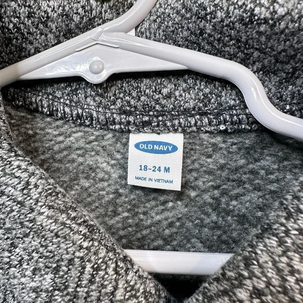 Old‎ Navy Gray One Piece with Shawl Collar nwot